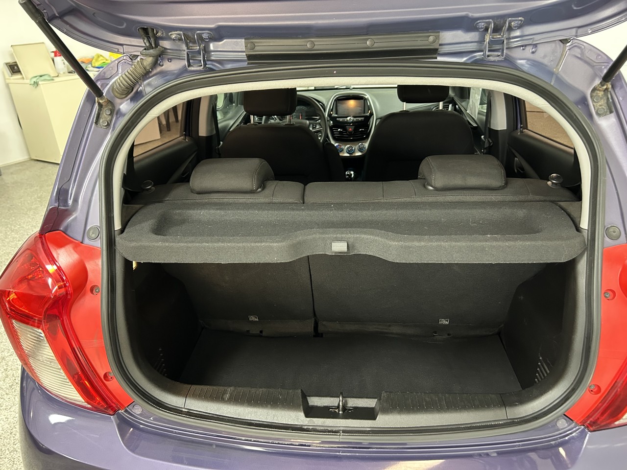 2016 Chevrolet Spark - Image 13