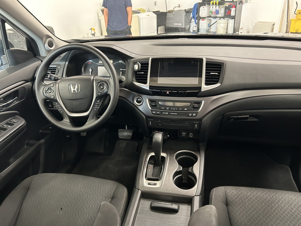 2019 Honda Ridgeline - Image 19