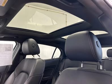 2016 Mercedes-Benz GLA - Image 8