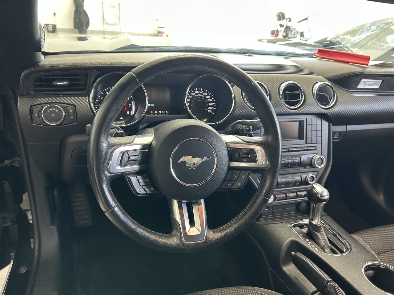 2015 Ford Mustang - Image 7