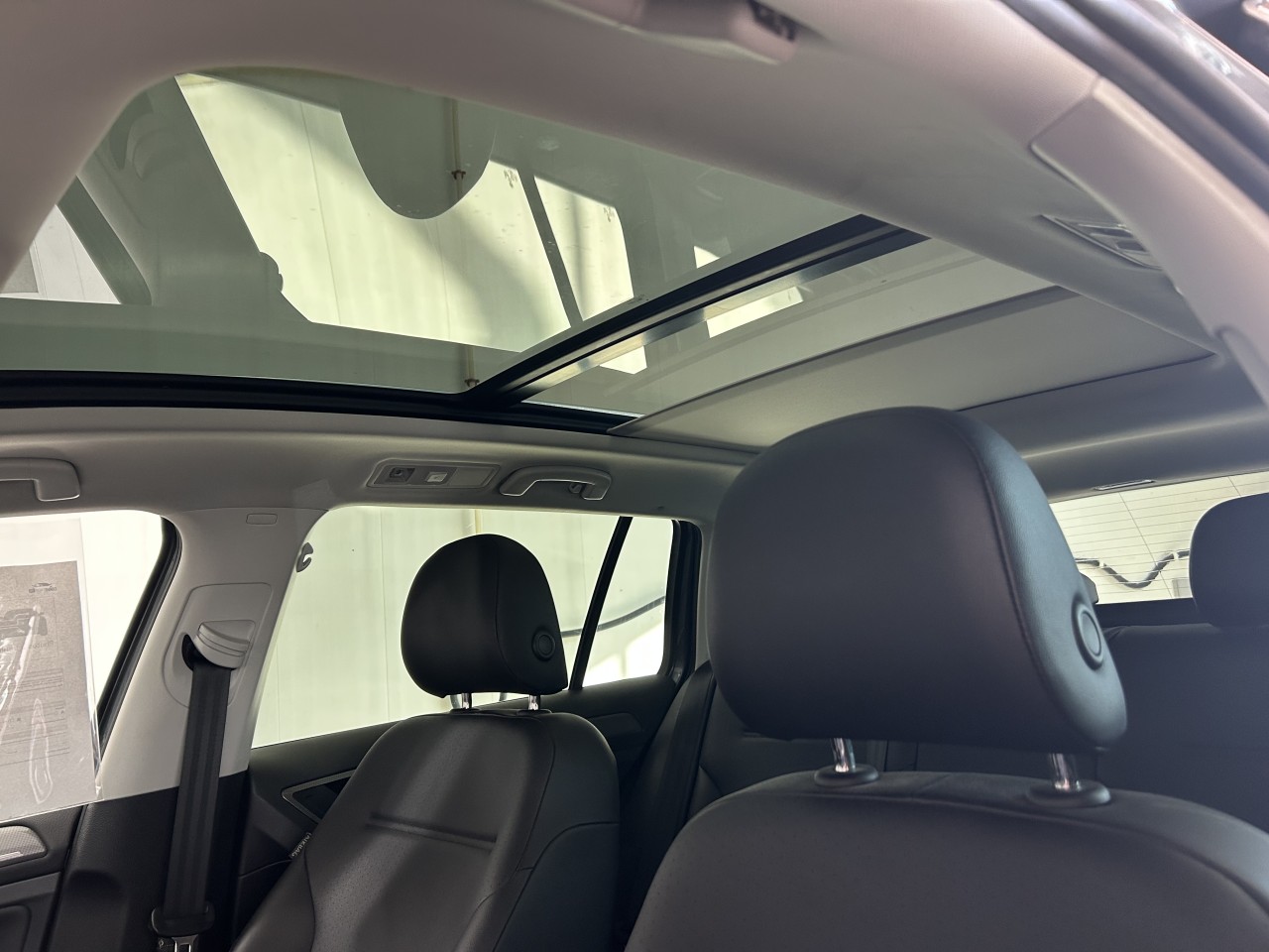 2019 Volkswagen Golf Alltrack - Image 11