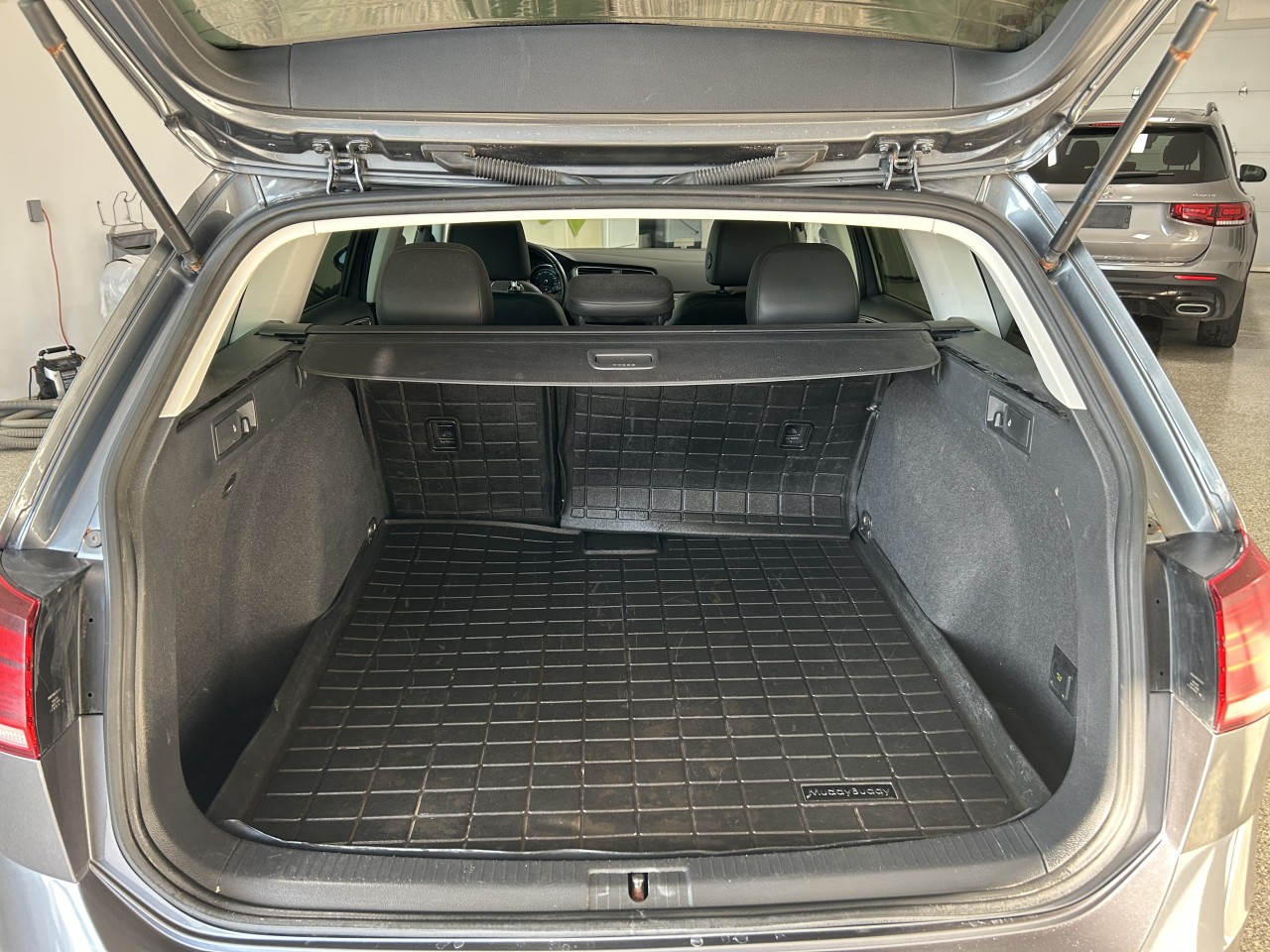 2019 Volkswagen Golf Alltrack - Image 15