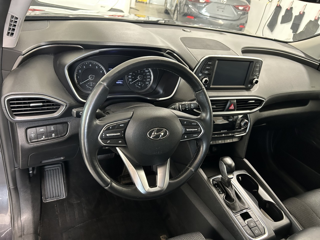 2020 Hyundai Santa Fe - Image 11