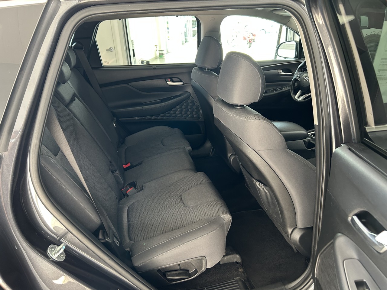 2020 Hyundai Santa Fe - Image 17