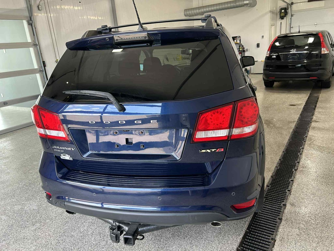 2017 Dodge Journey - Image 3