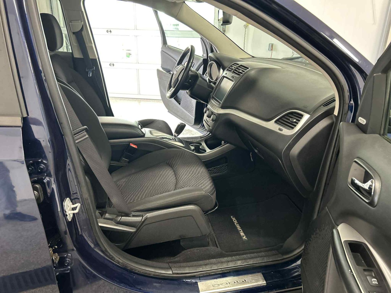 2017 Dodge Journey - Image 14