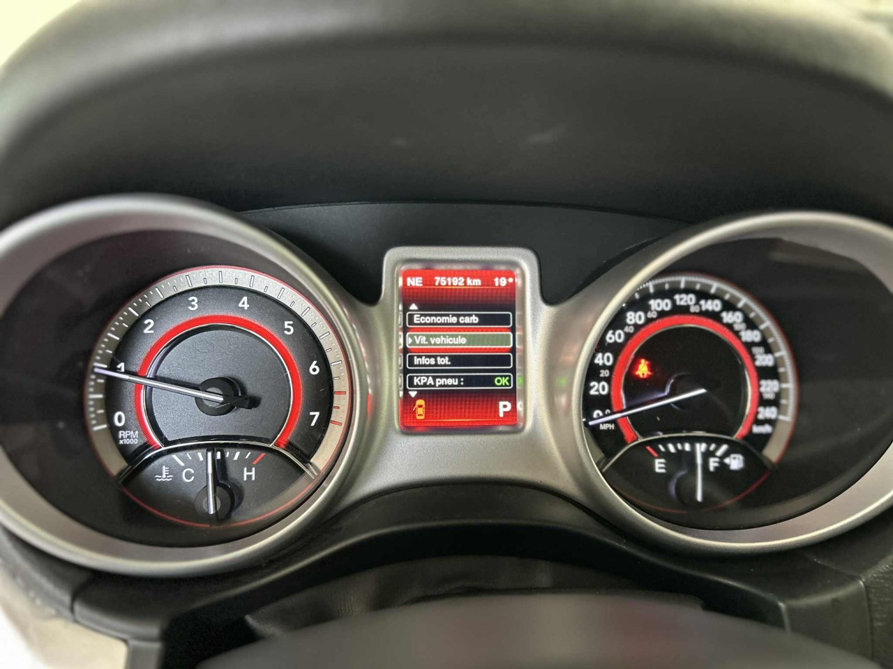 2017 Dodge Journey - Image 16