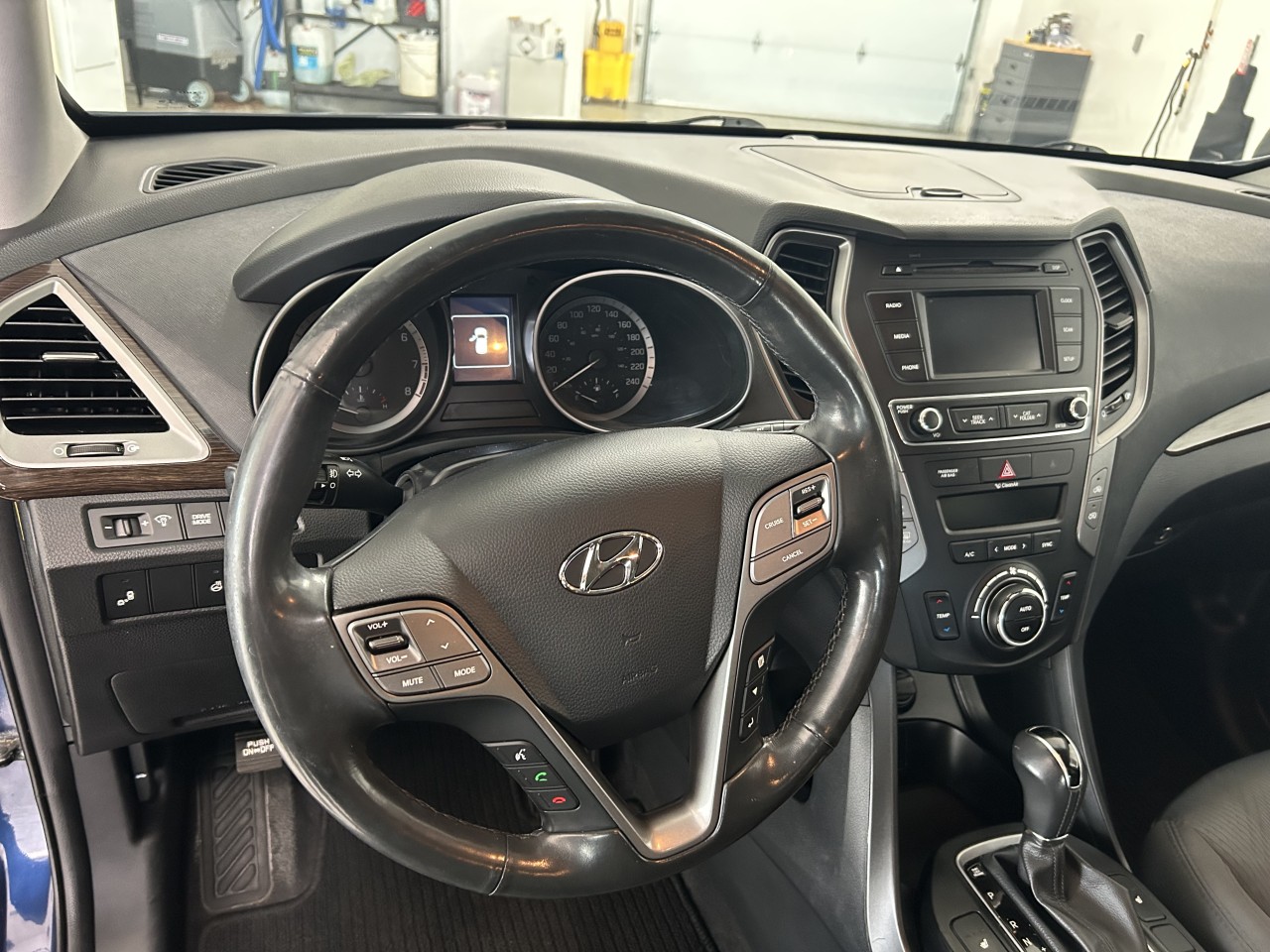 2017 Hyundai Santa Fe Sport - Image 10