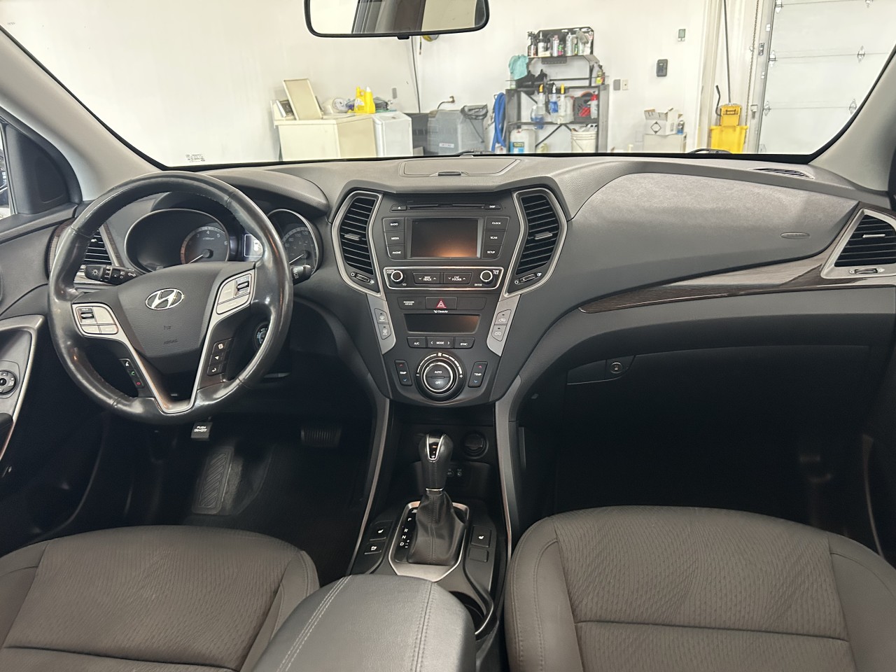 2017 Hyundai Santa Fe Sport - Image 17