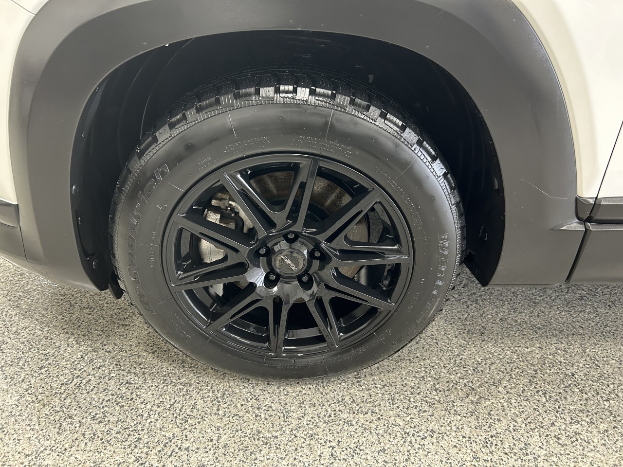 2022 Mazda MX-30 électrique - Image 3