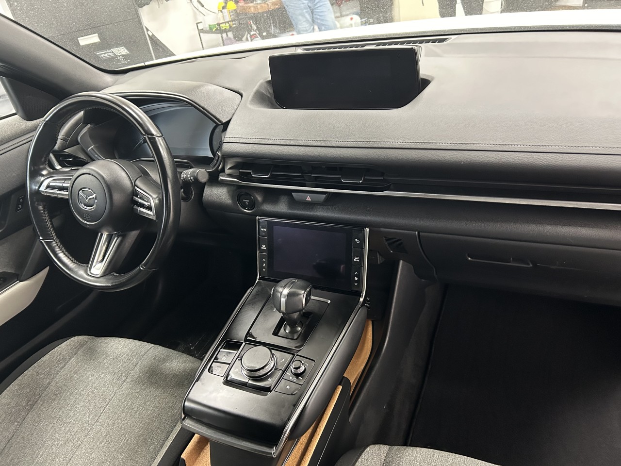 2022 Mazda MX-30 électrique - Image 18