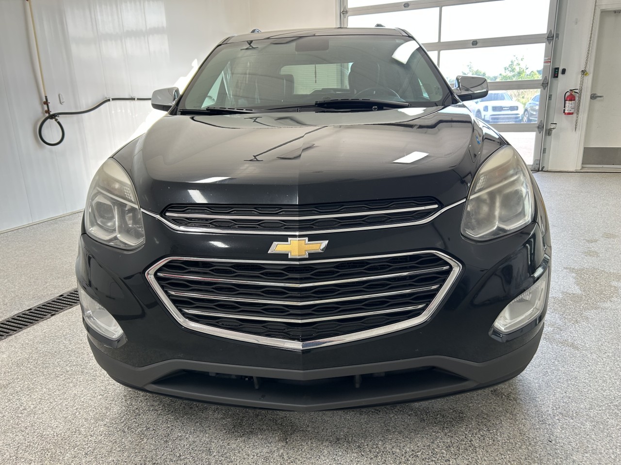 2017 Chevrolet Equinox - Image 6