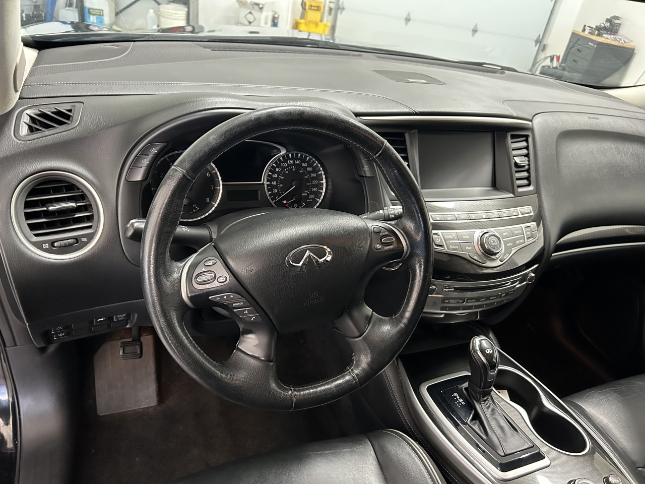 2017 INFINITI QX60 - Image 11