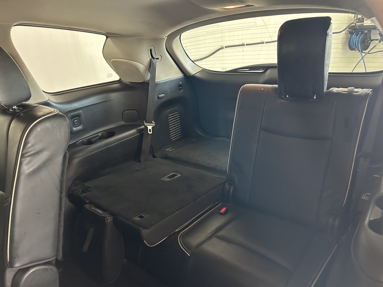 2017 INFINITI QX60 - Image 15