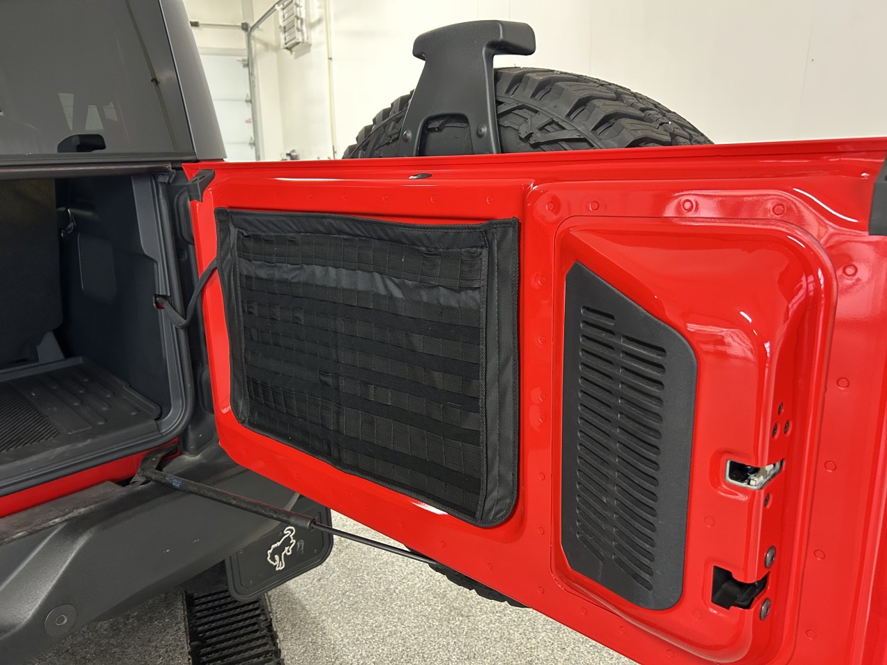 2021 Ford Bronco - Image 18