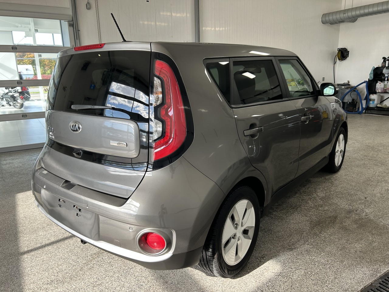 2016 Kia Soul EV - Image 5