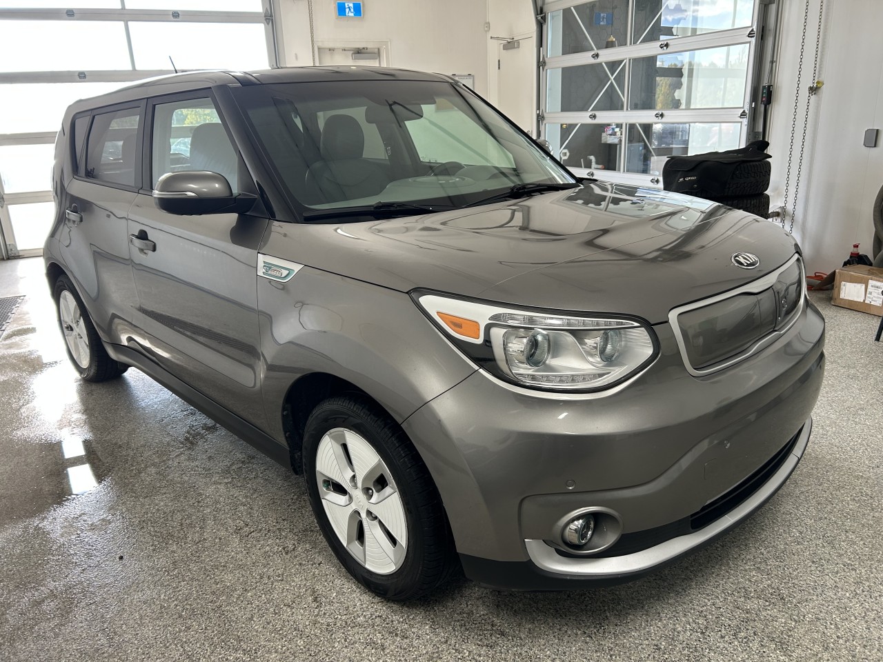 2016 Kia Soul EV - Image 8