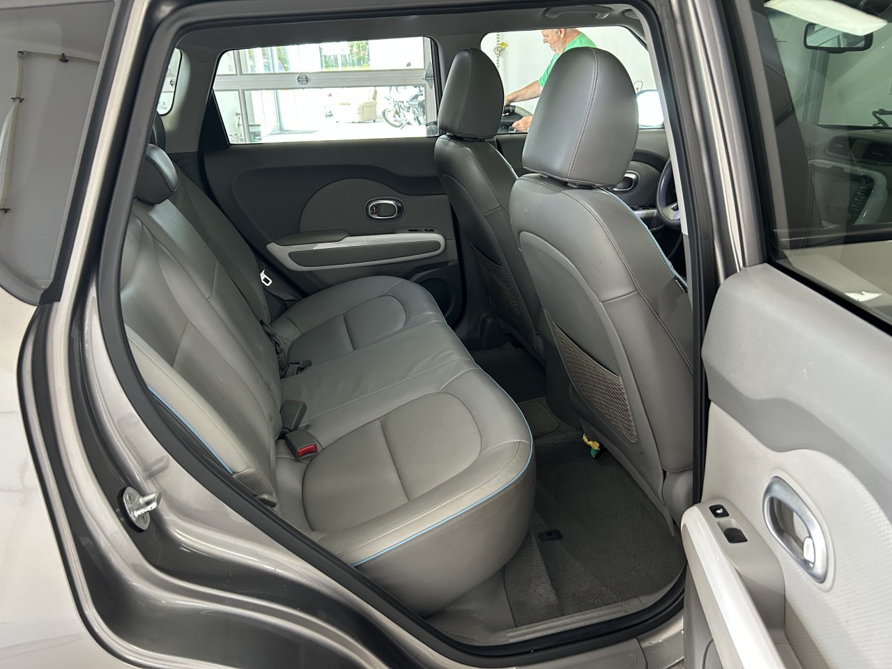 2016 Kia Soul EV - Image 15