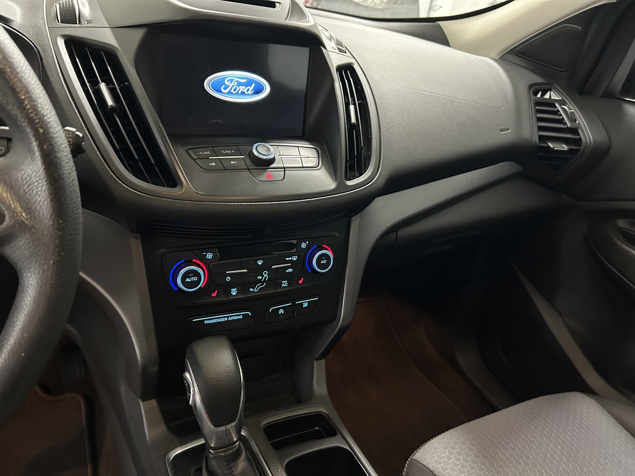 2018 Ford Escape - Image 10