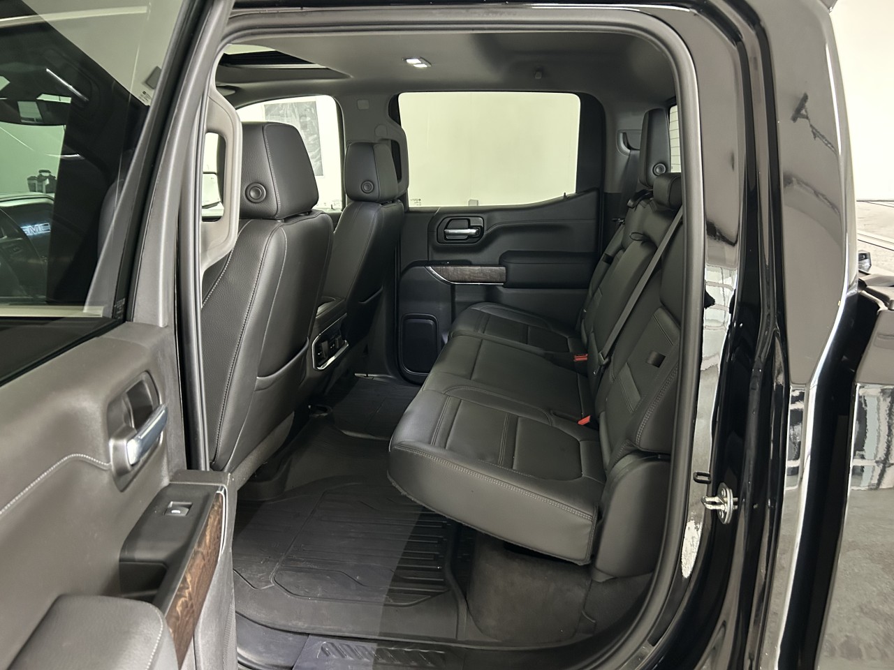 2021 GMC Sierra 1500 - Image 15