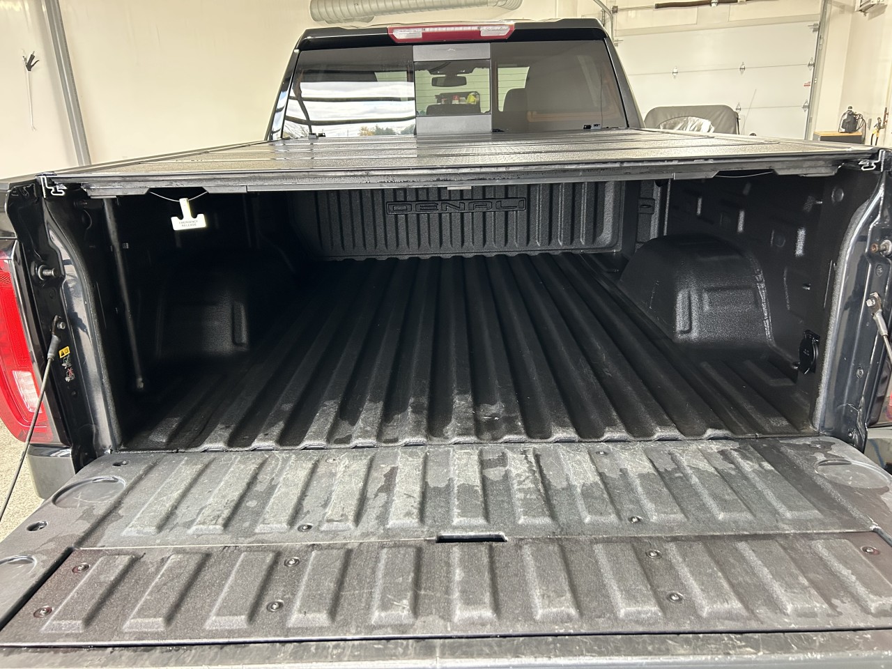 2021 GMC Sierra 1500 - Image 17