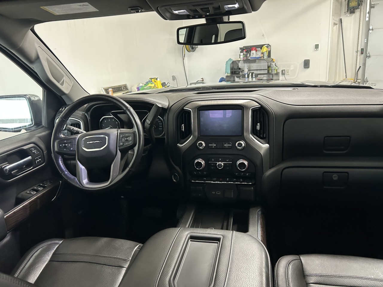 2021 GMC Sierra 1500 - Image 19