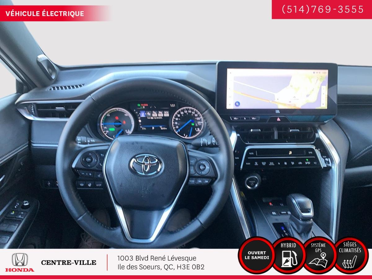 2023 Toyota Venza - Image 13