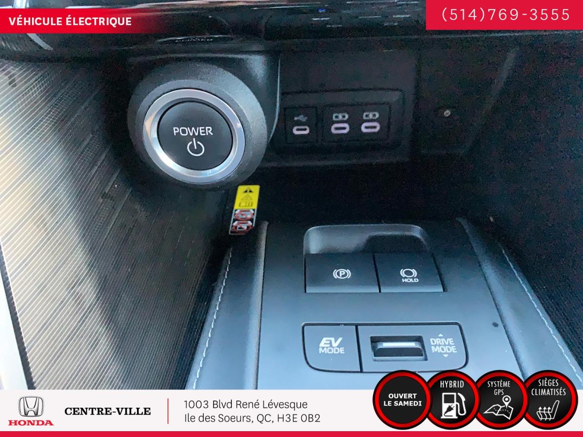 2023 Toyota Venza - Image 19