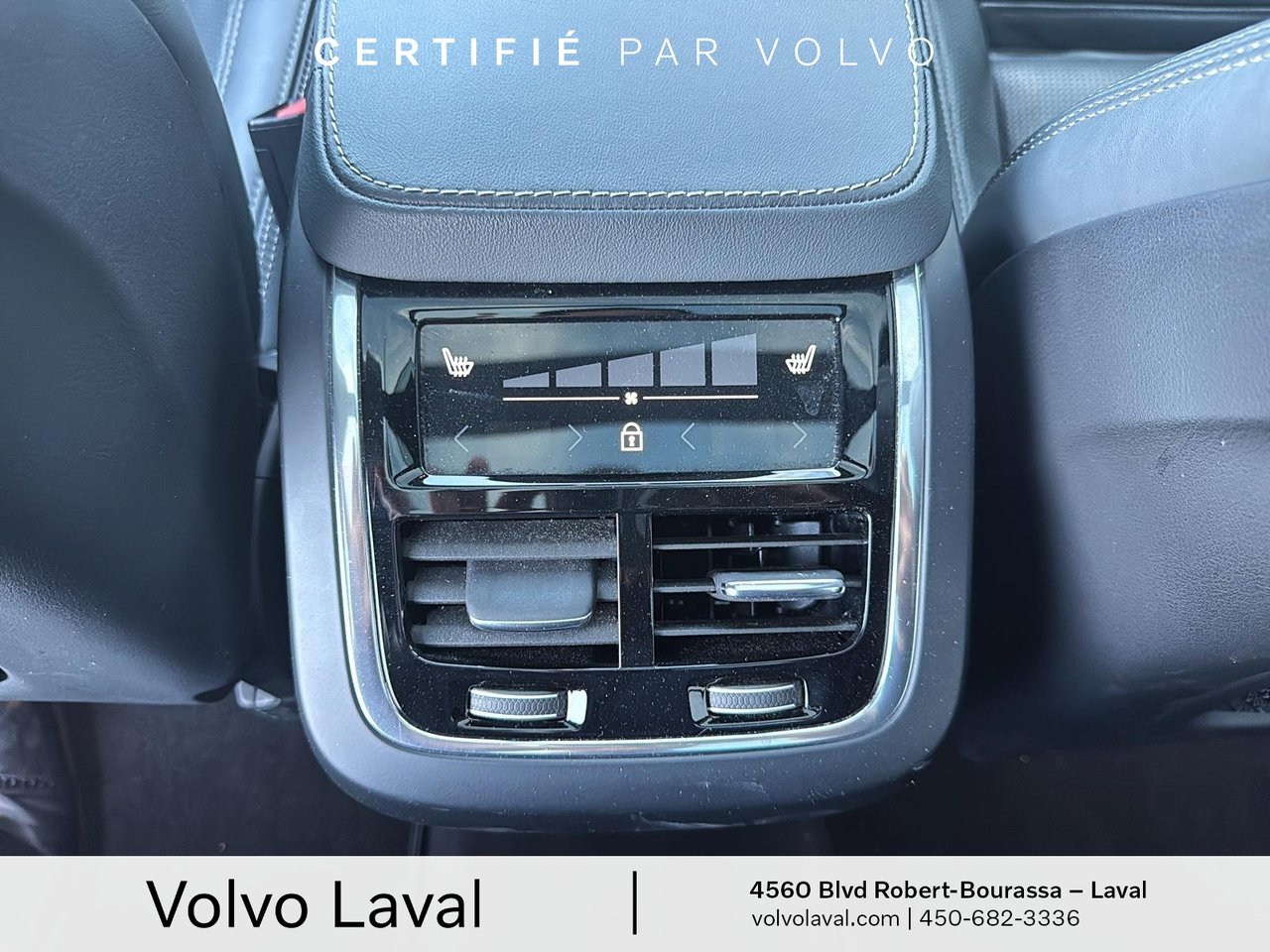 2022 Volvo XC90 - Image 11