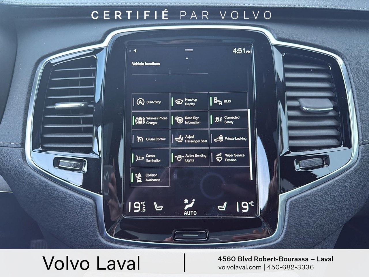 2022 Volvo XC90 - Image 19