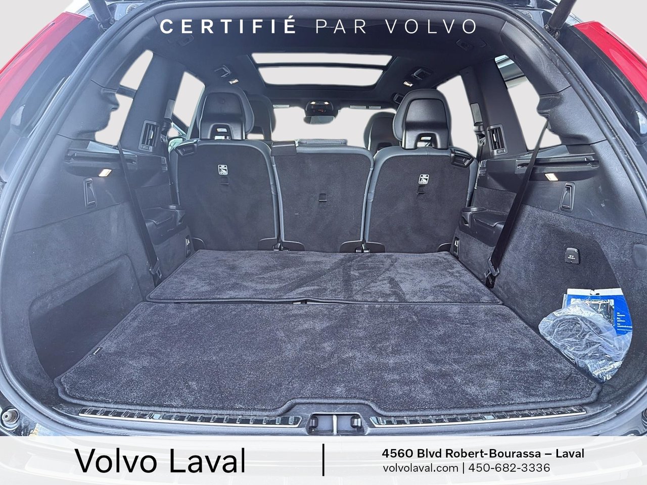 2022 Volvo XC90 - Image 23