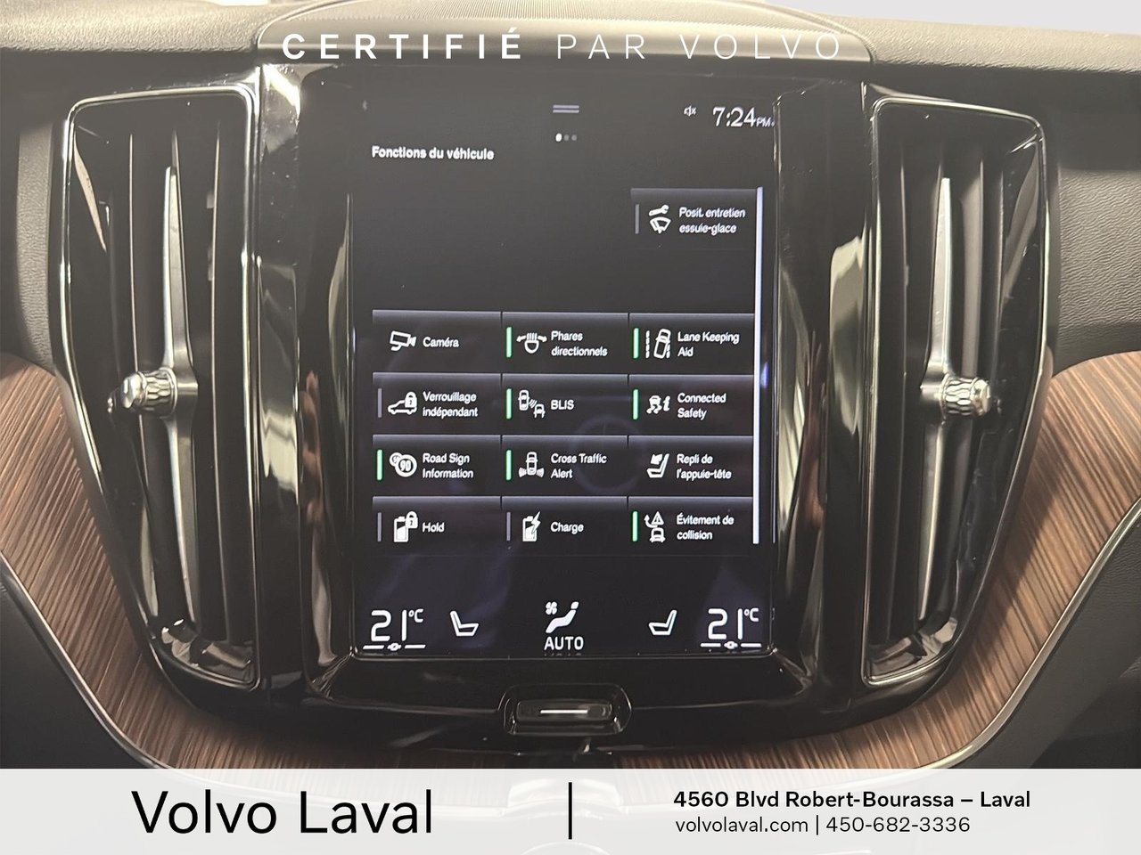 2021 Volvo XC60 - Image 17