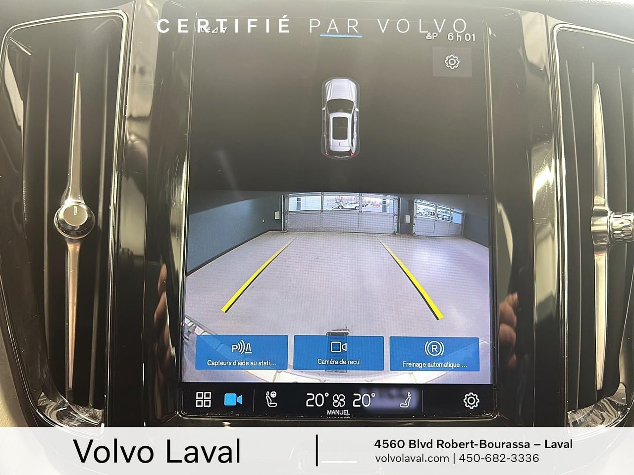 2022 Volvo XC60 Recharge - Image 14