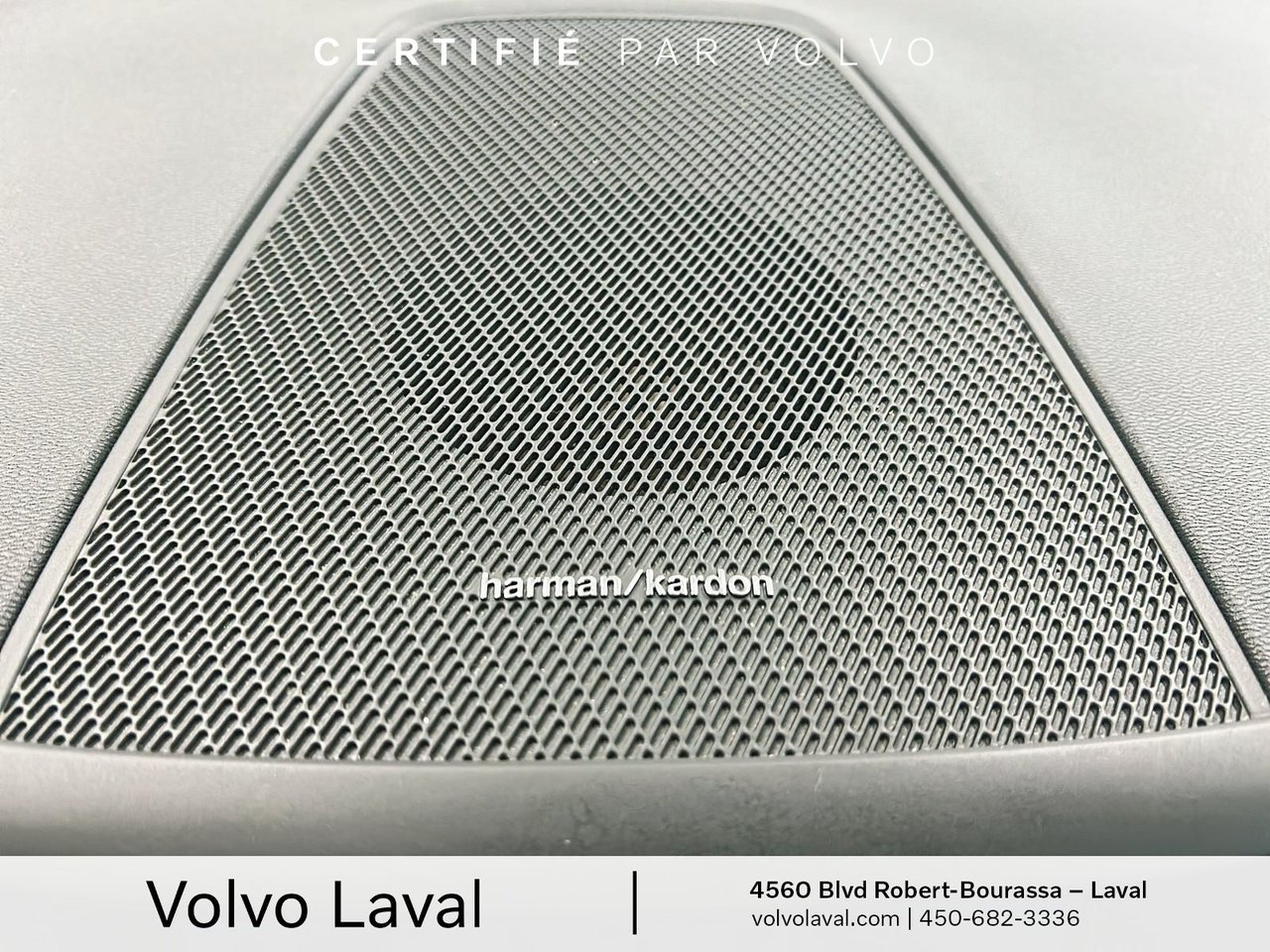 2022 Volvo XC60 Recharge - Image 16