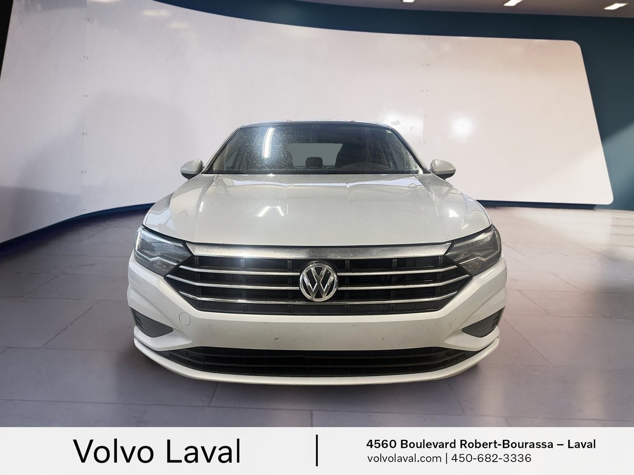 2019 Volkswagen Jetta - Image 2