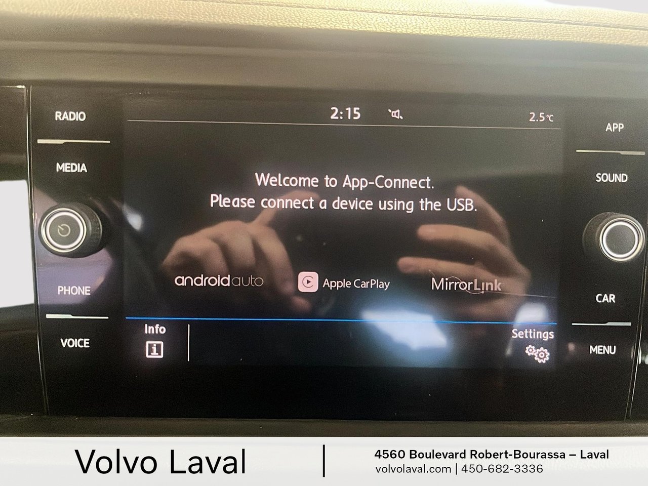 2019 Volkswagen Jetta - Image 13