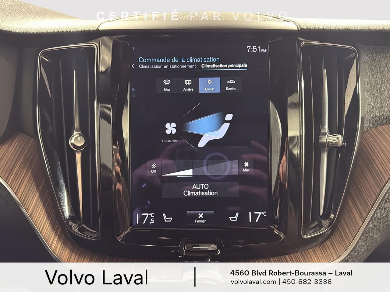 2021 Volvo XC60 - Image 14