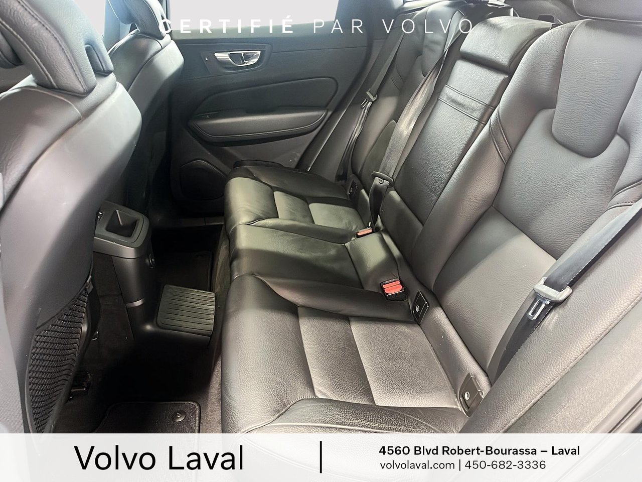 2021 Volvo XC60 - Image 17