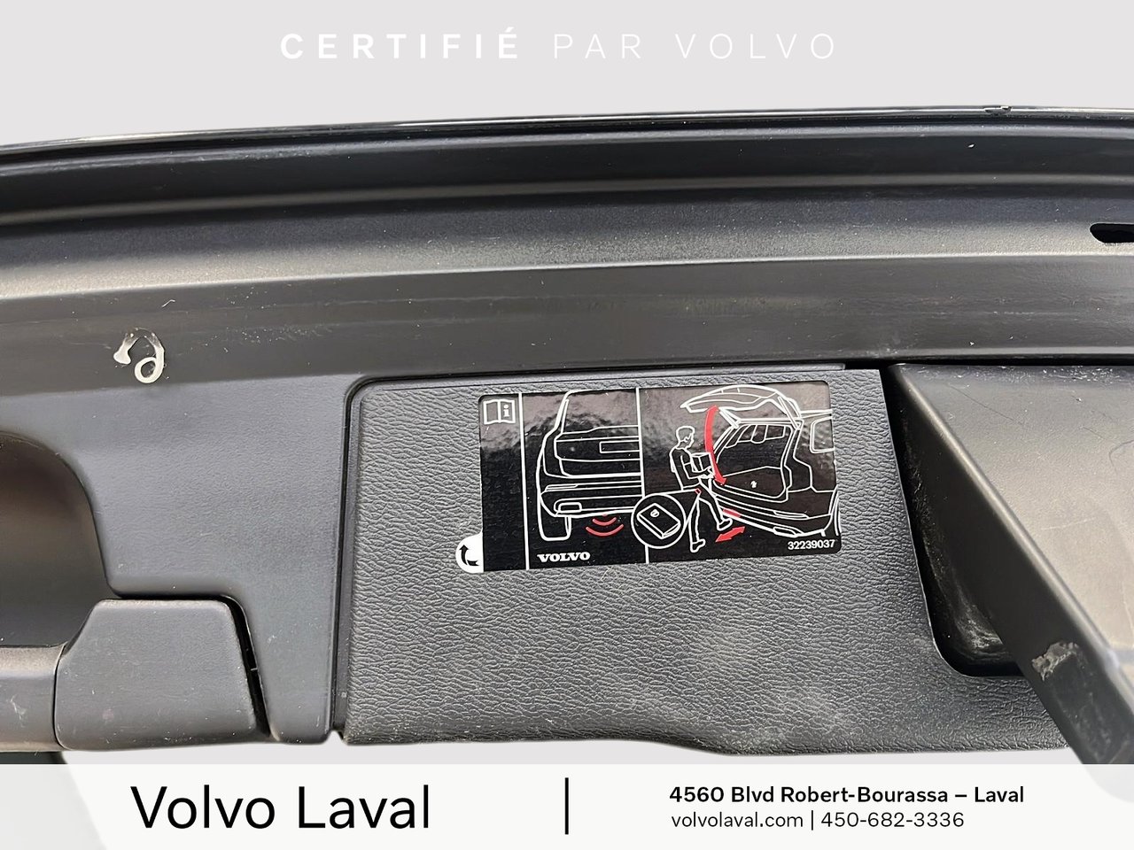 2021 Volvo XC60 - Image 19