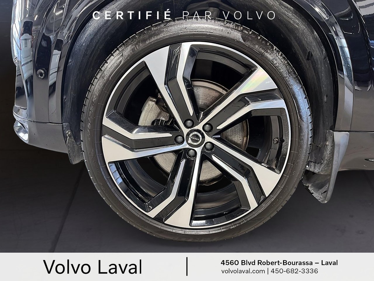 2023 Volvo XC90 - Image 4