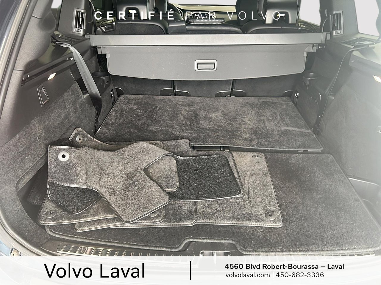 2022 Volvo XC90 - Image 23