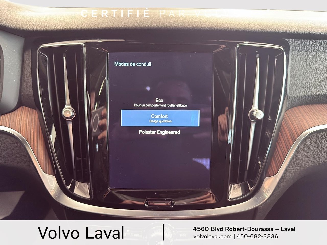 2021 Volvo V60 - Image 15