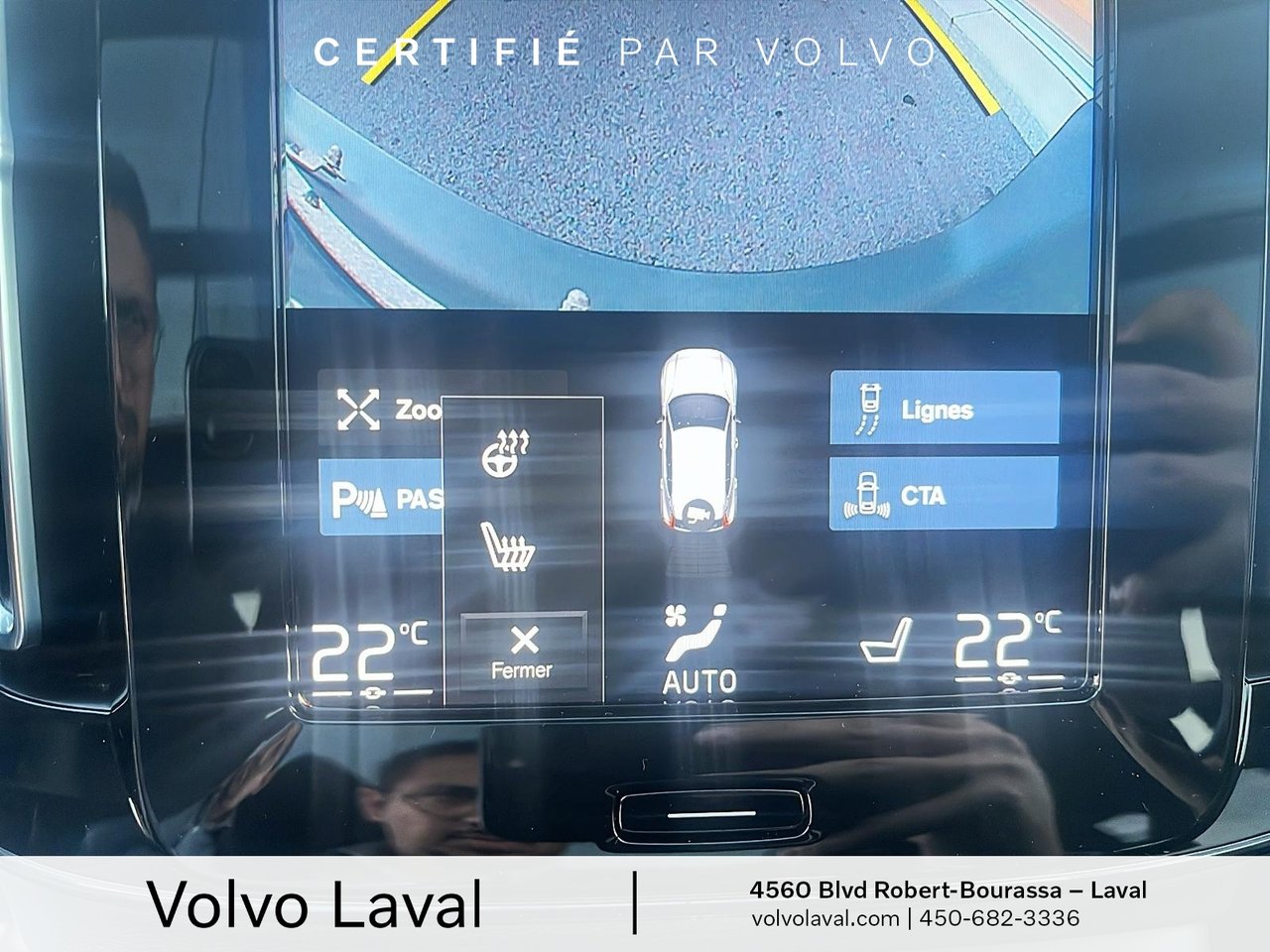 2022 Volvo XC40 - Image 13