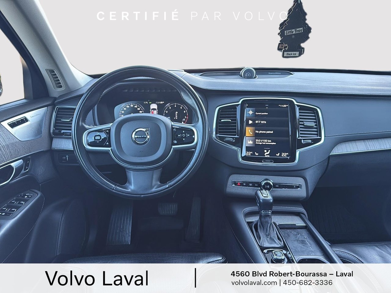 2022 Volvo XC90 - Image 13