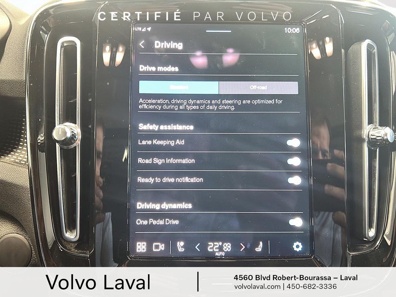 2022 Volvo XC40 Recharge Pure Electric - Image 15