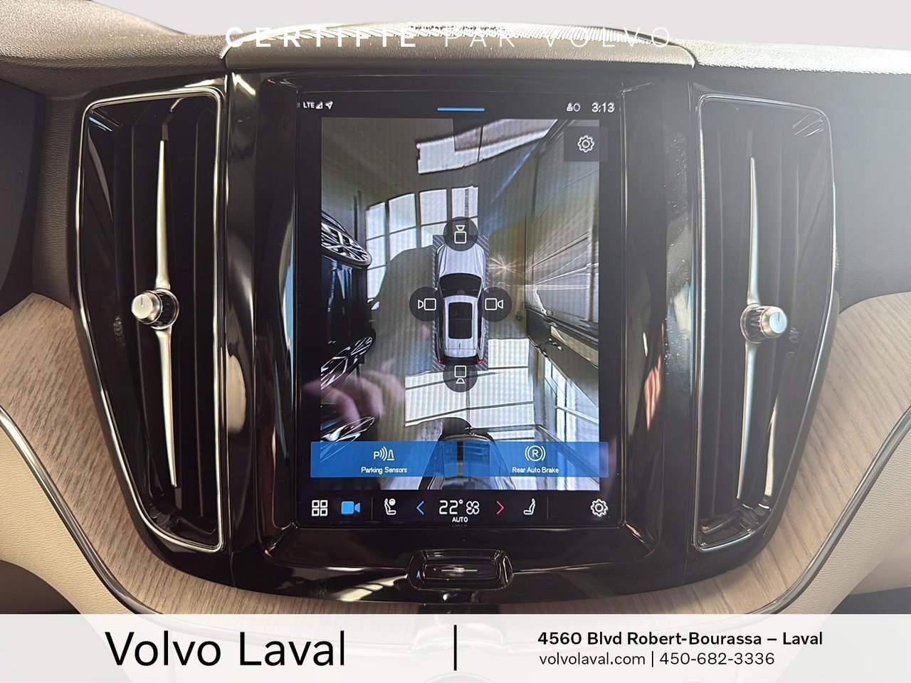 2023 Volvo XC60 - Image 15