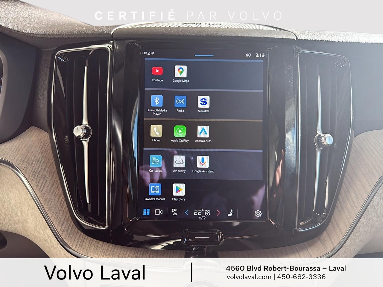 2023 Volvo XC60 - Image 16