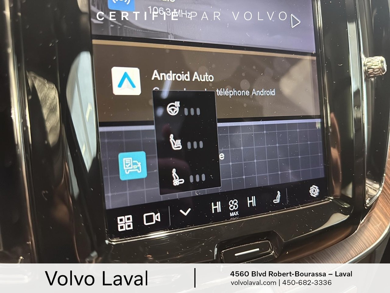 2022 Volvo XC60 - Image 16