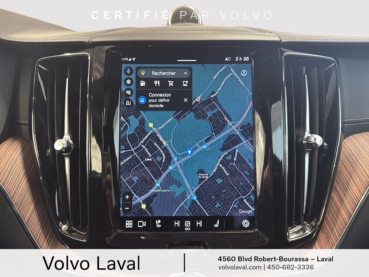 2022 Volvo XC60 - Image 17