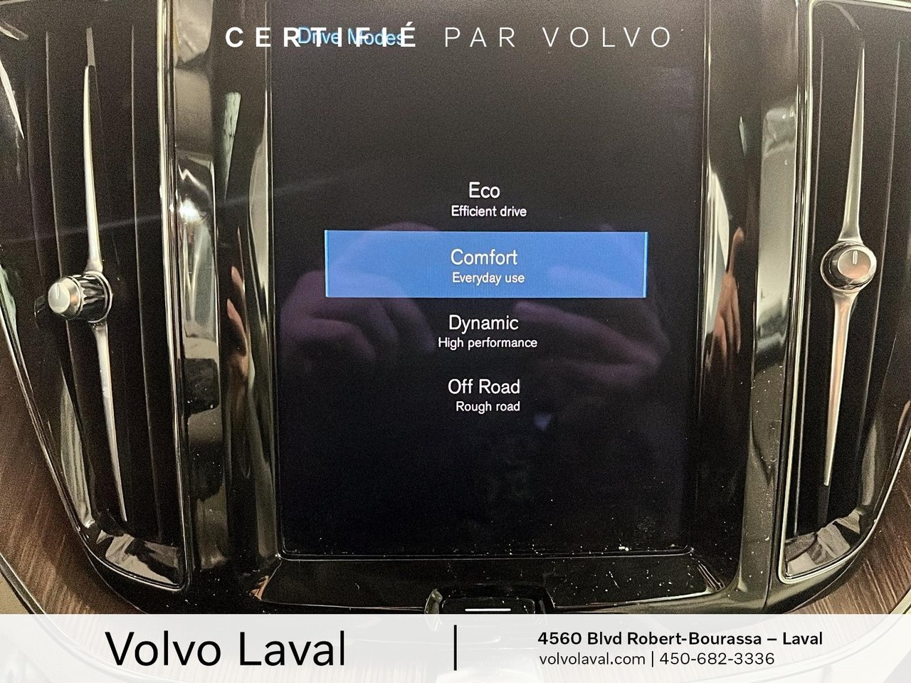 2021 Volvo XC60 - Image 18